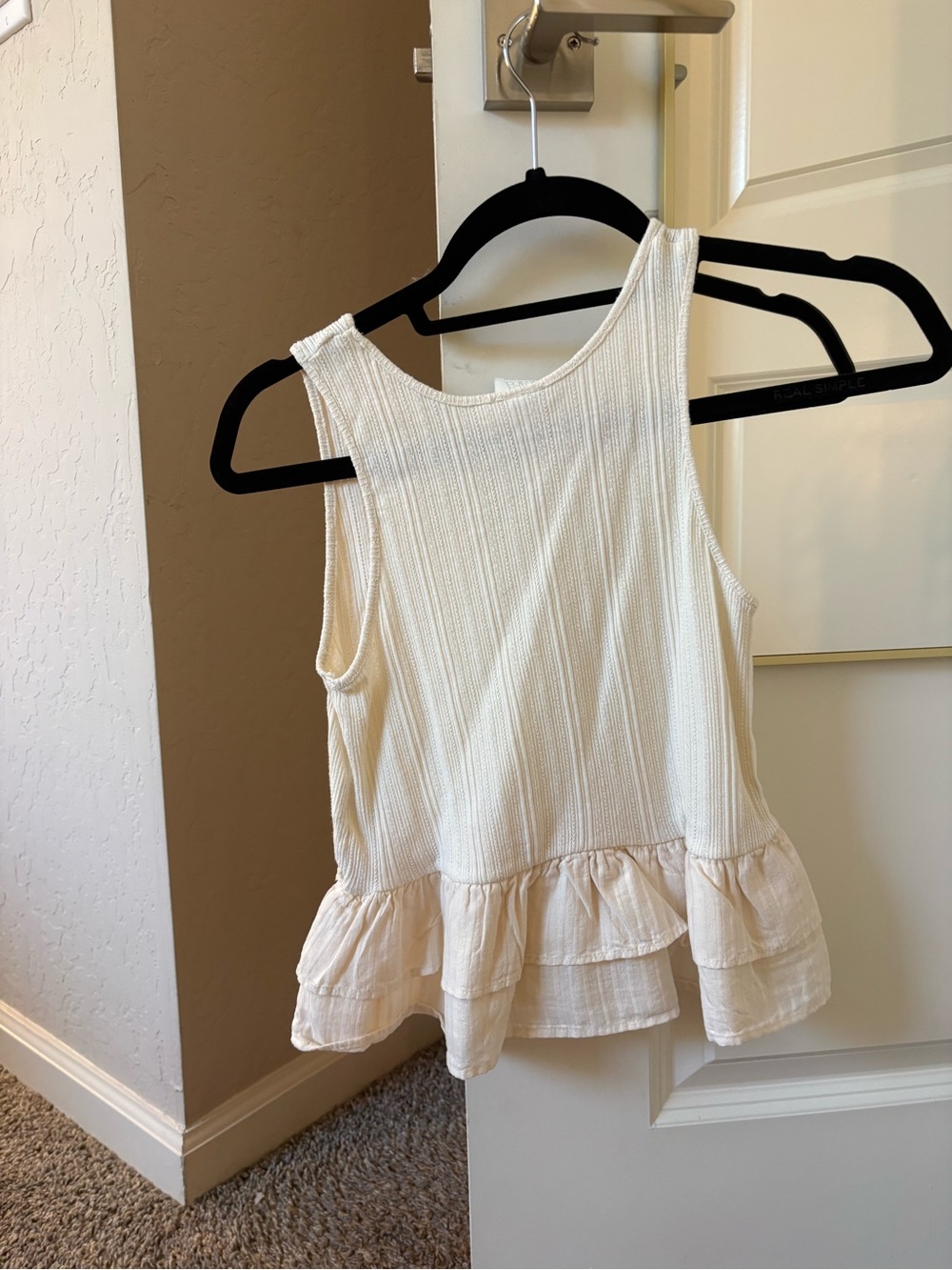Zara Cream Ribbed Tank Top with Ruffle Hem - Picture 2 of 2